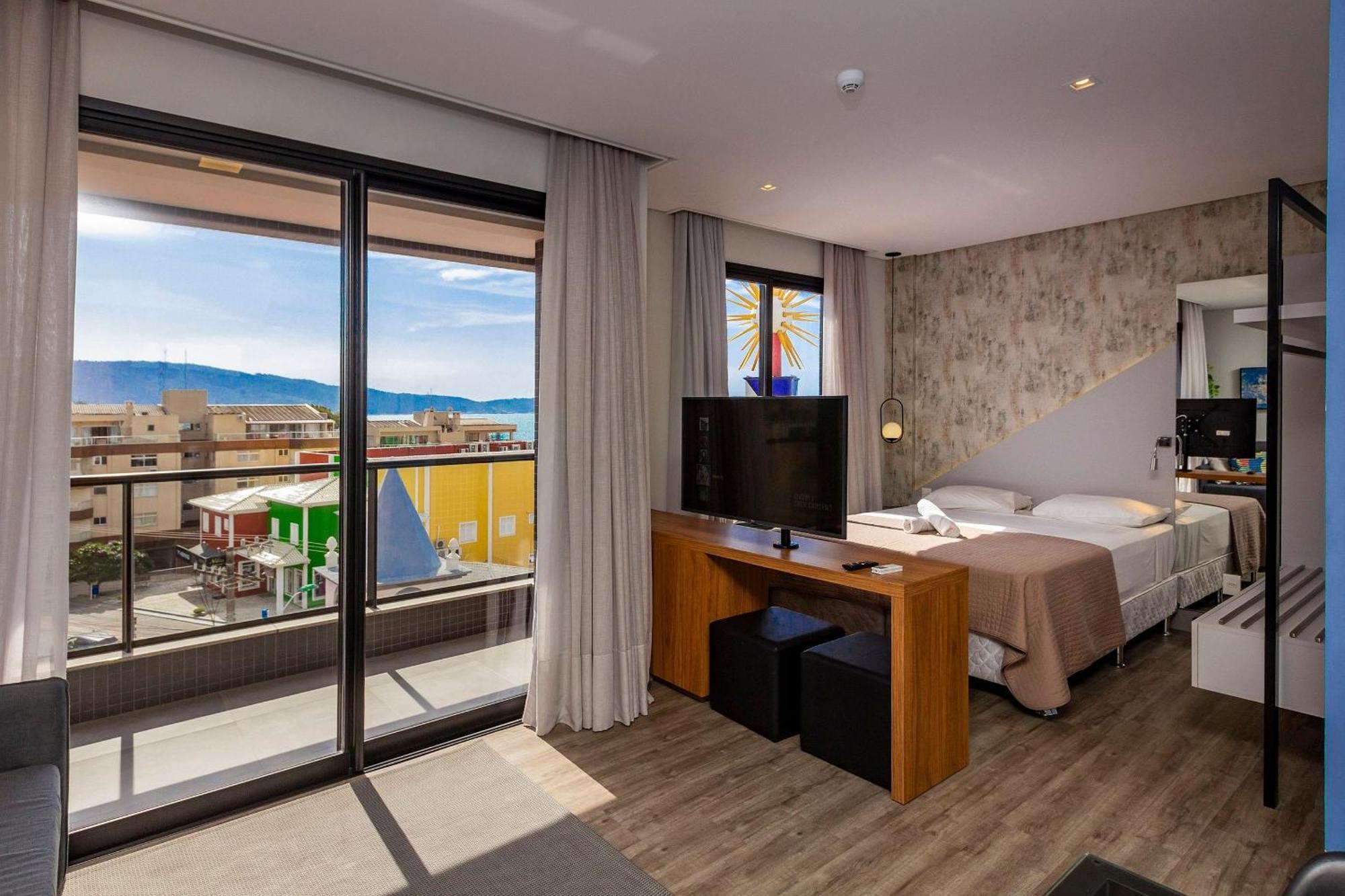 Aion Suites 303 - Lindo Apartamento Com Vista Para O Mar, A 60M Da Praia De Bombinhas, Com Piscina E Academia No Rooftop. Buitenkant foto